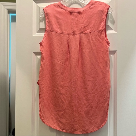 3/$19 Cloth & Stone coral pink sleeveless tunic tank top - Picture 8 of 14
